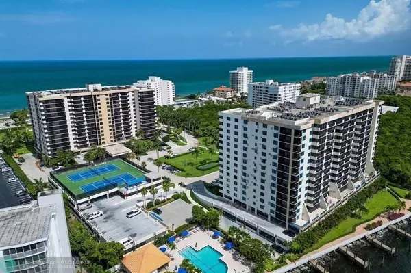 Highland Beach, FL 33487,3400 SE Ocean Blvd  #5-A