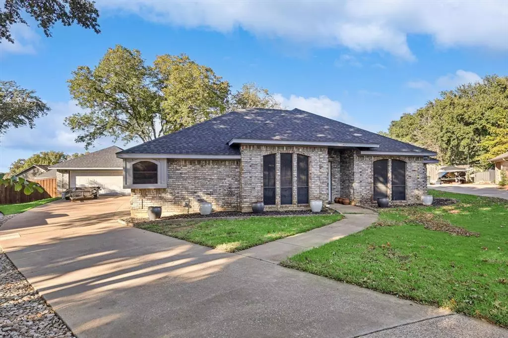 Grapevine, TX 76051,1417 Bayou Road