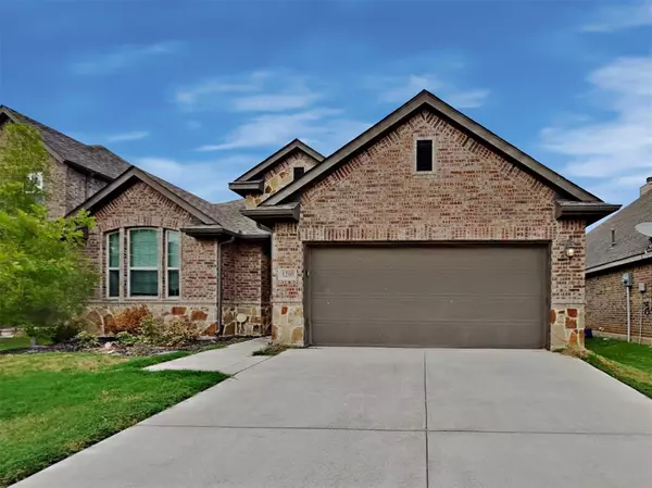 1236 Trumpet Drive,  Fort Worth,  TX 76131