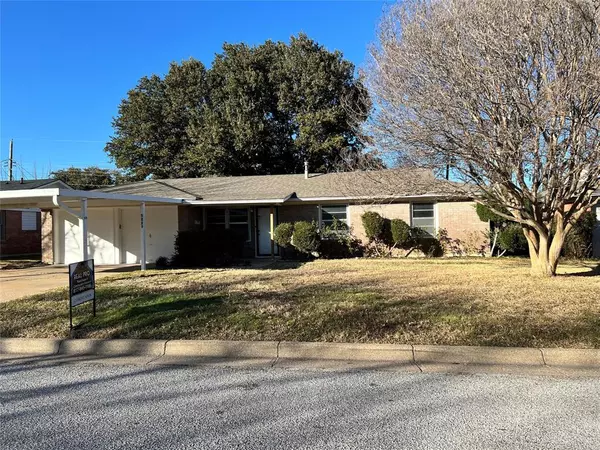 5229 Ammons Street, Haltom City, TX 76117