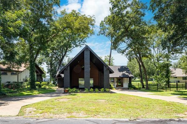 Enchanted Oaks, TX 75156,162 Lake Drive