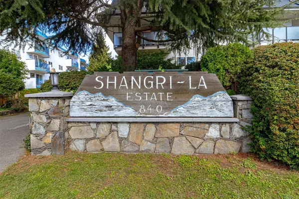 Esquimalt, BC V9A 2X1,840 Craigflower Rd #23