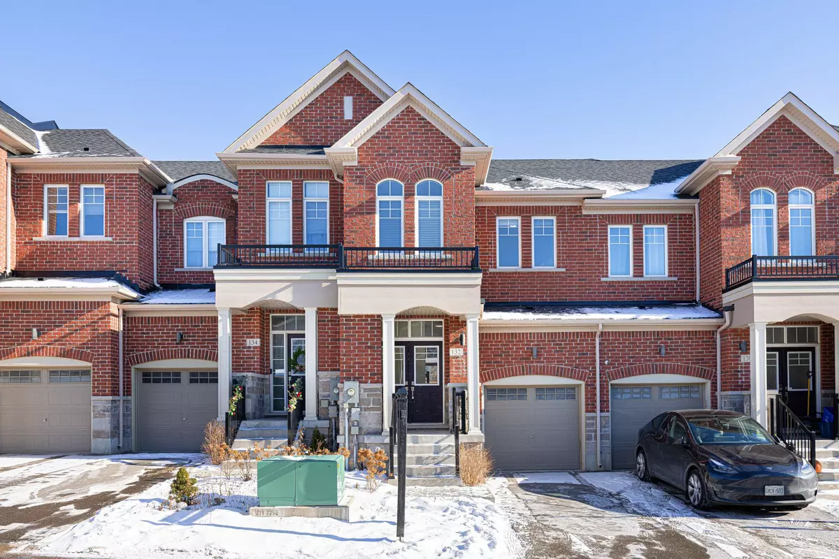 Newmarket, ON L3Y 0E4,132 Knott End CRES