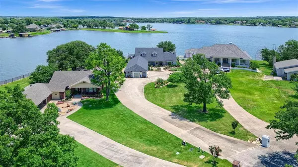 113 Cheyenne Drive, Lake Kiowa, TX 76240