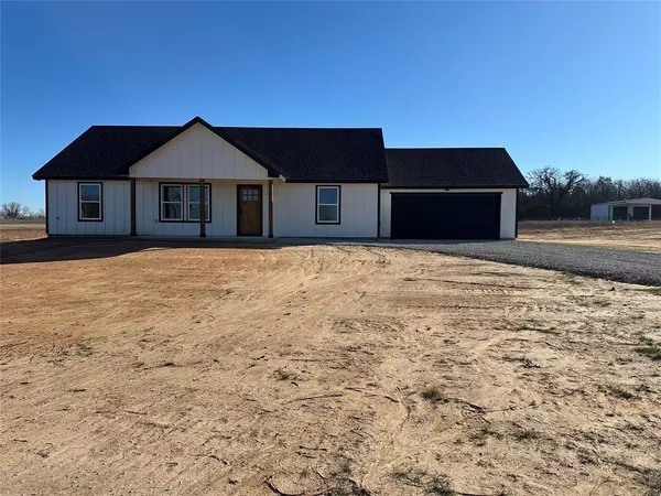 676 Elm Tree Court, Poolville, TX 76487