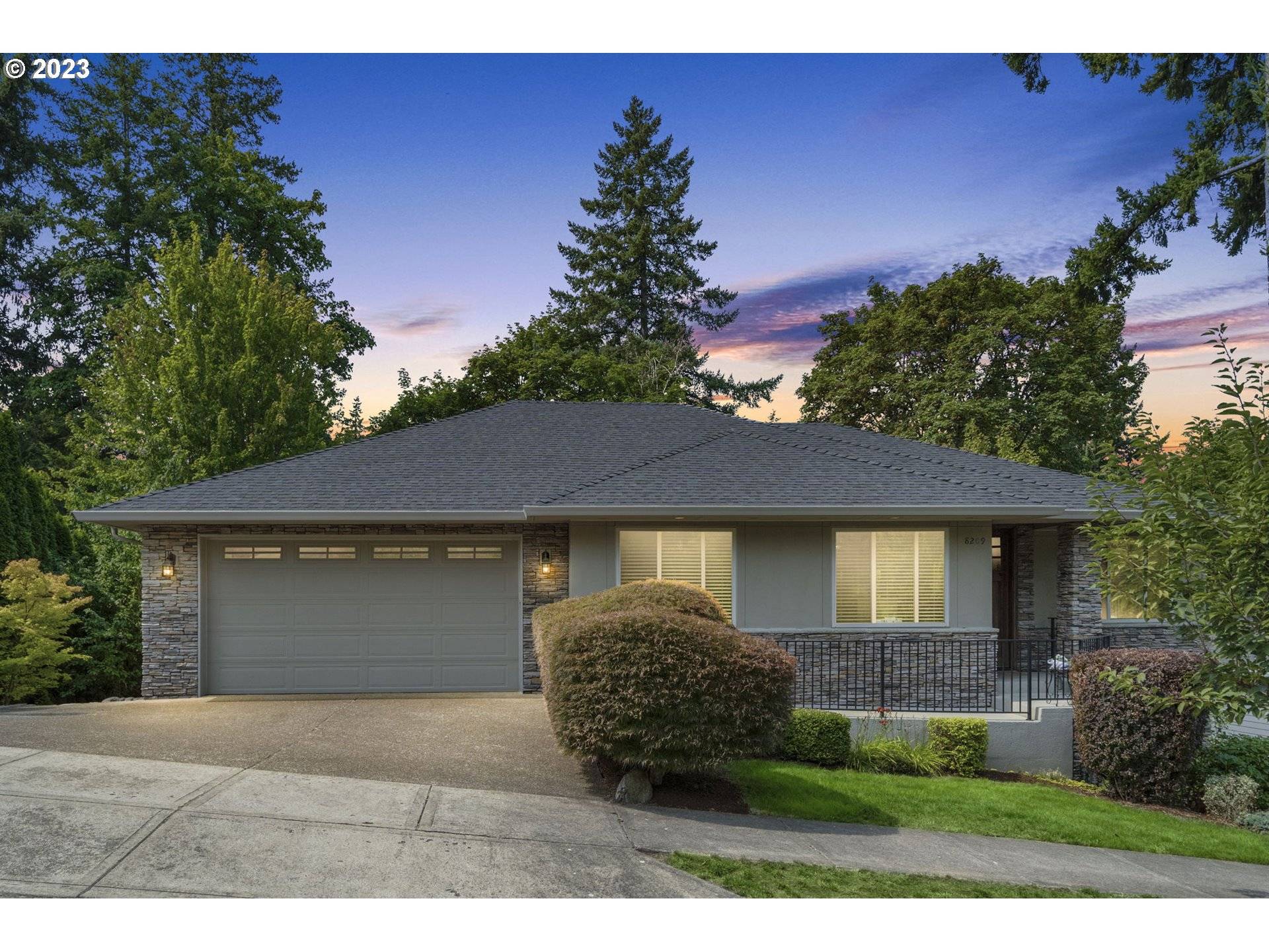 Portland, OR 97236,8209 SE 138TH DR
