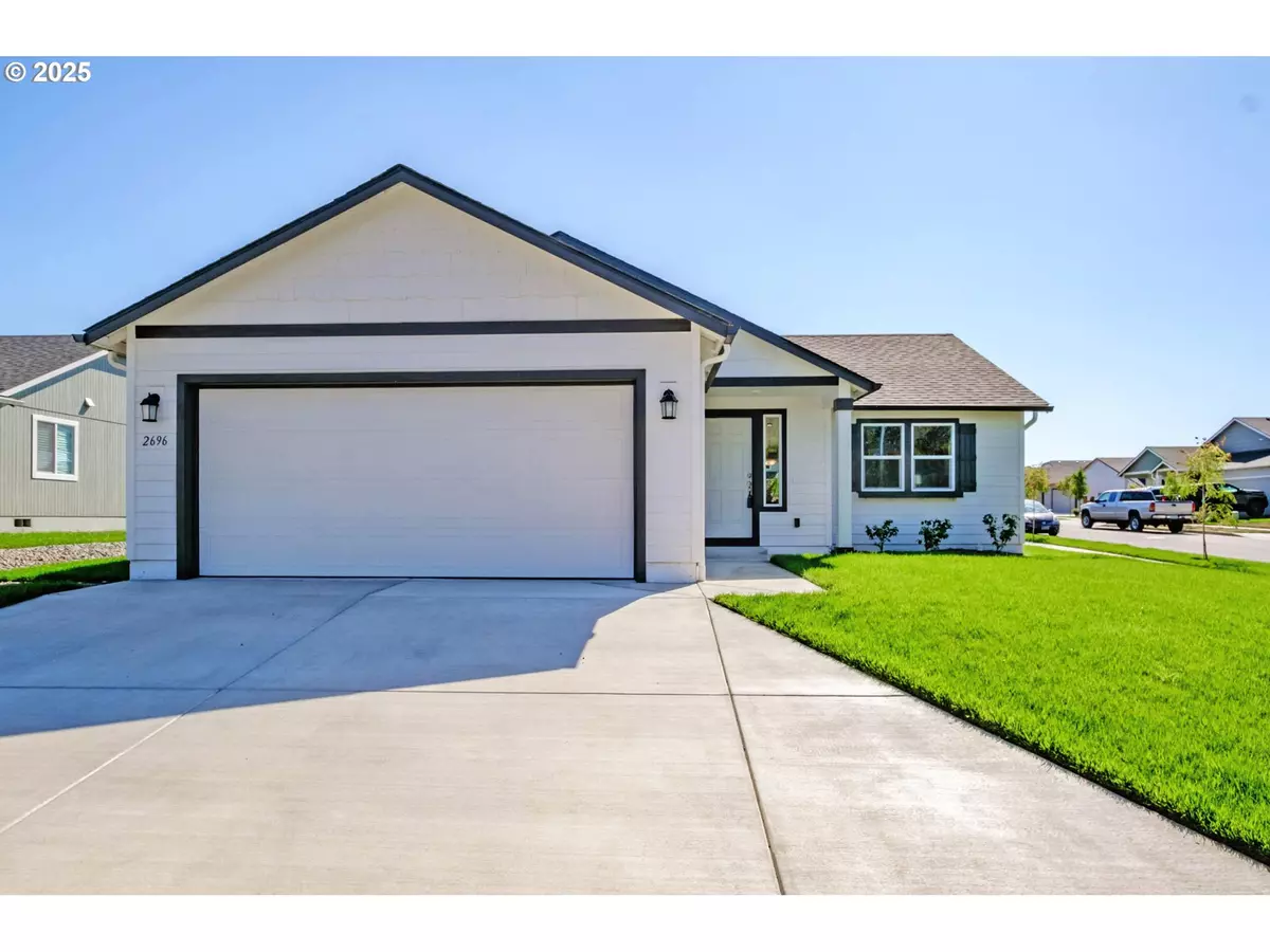 Cottage Grove, OR 97424,854 Olson PL