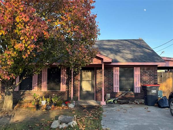 2255 40th Street SE, Paris, TX 75460