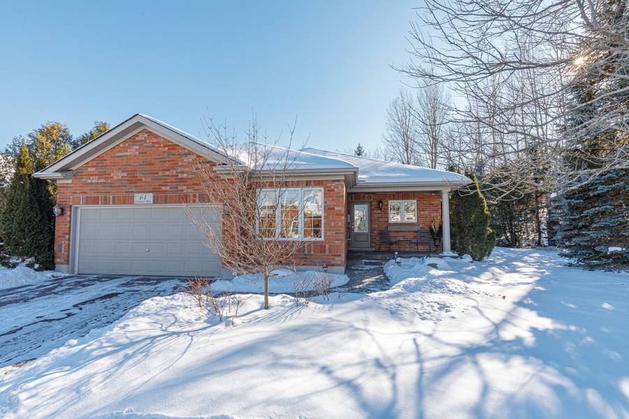 61 Connor AVE, Collingwood, ON L9Y 5K7