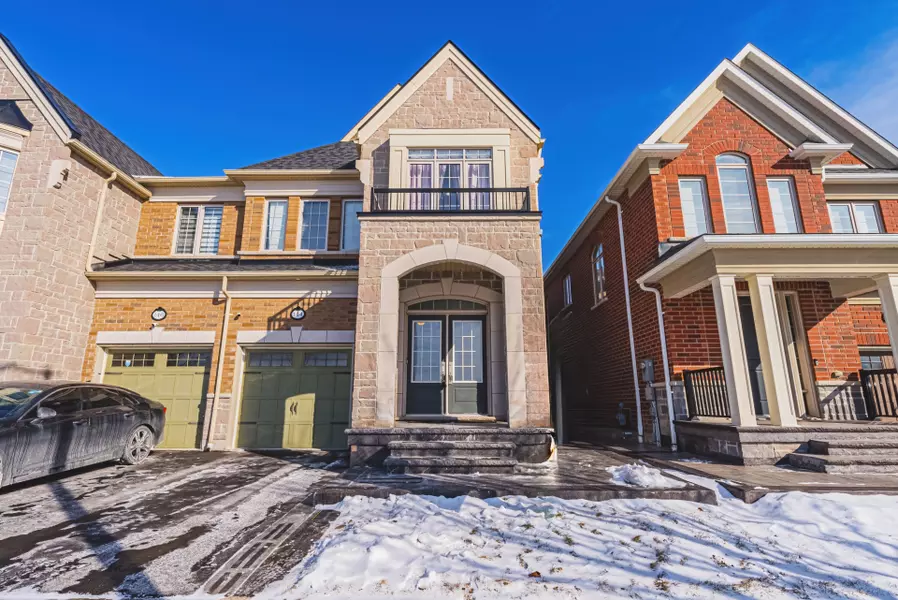 144 Rising Hill RDG, Brampton, ON L6Y 6B1