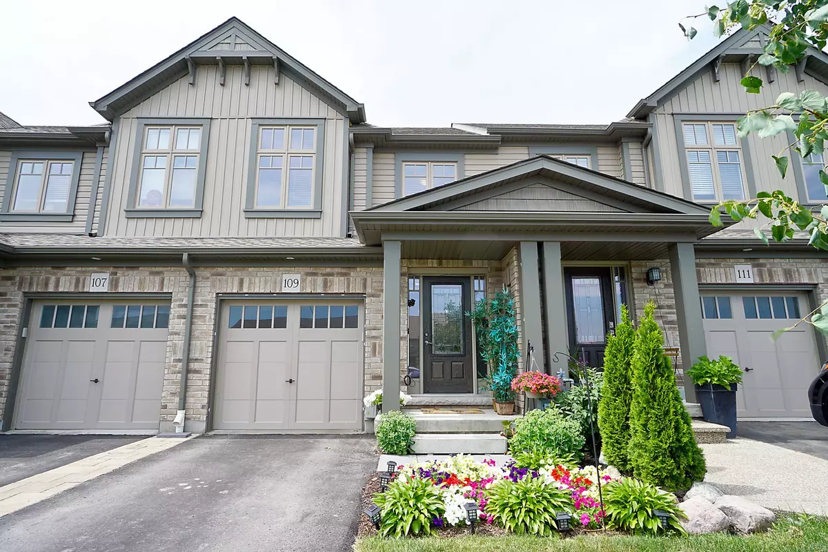 Dufferin, ON L9W 6Z7,109 Winterton CT