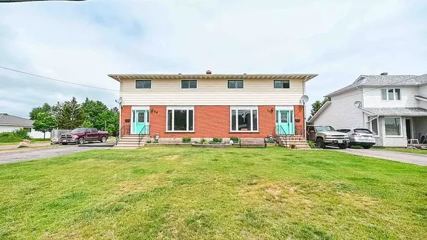 20 Herman ST, Renfrew, ON K8H 1W2