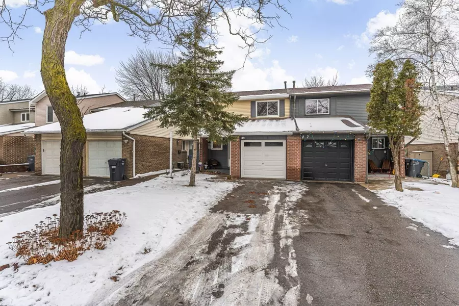 89 Royal Salisbury WAY, Brampton, ON L6V 3J3