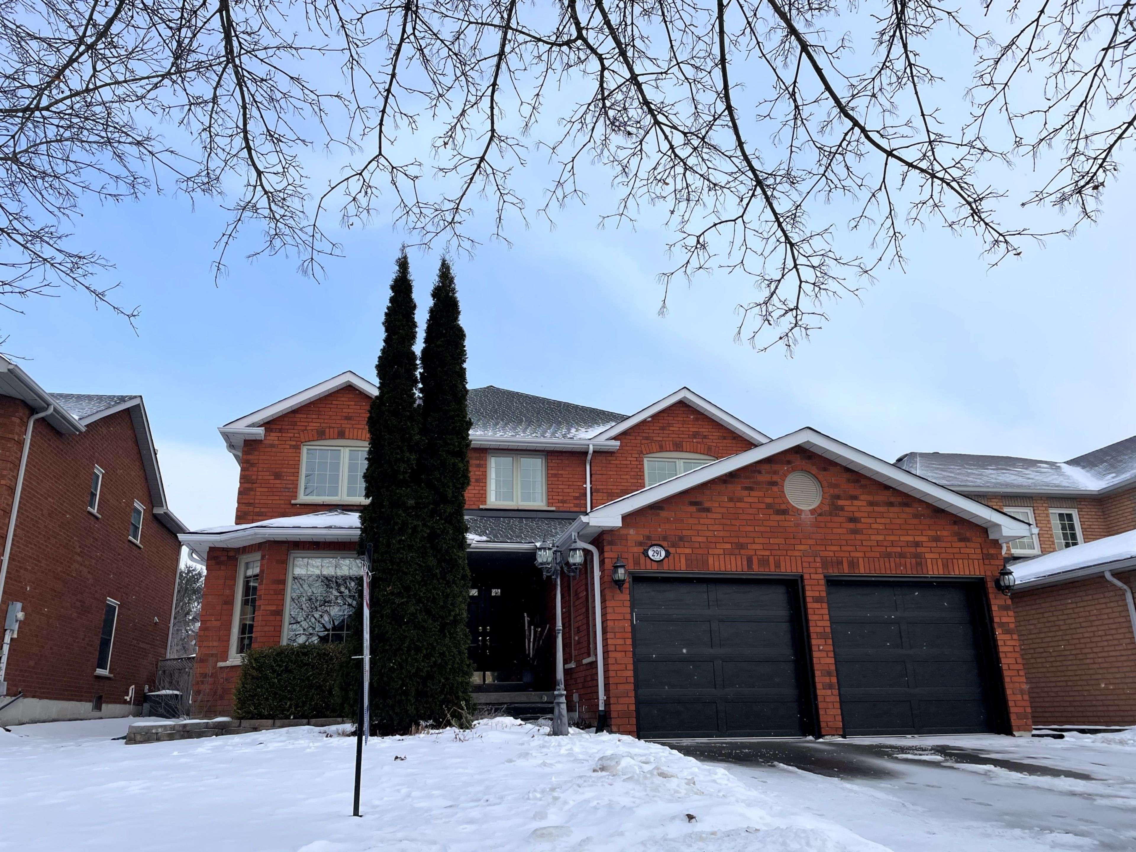 Newmarket, ON L3X 1G7,291 Alex Doner DR