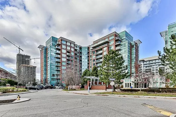 Markham, ON L3T 7Y5,48 Suncrest BLVD ##117