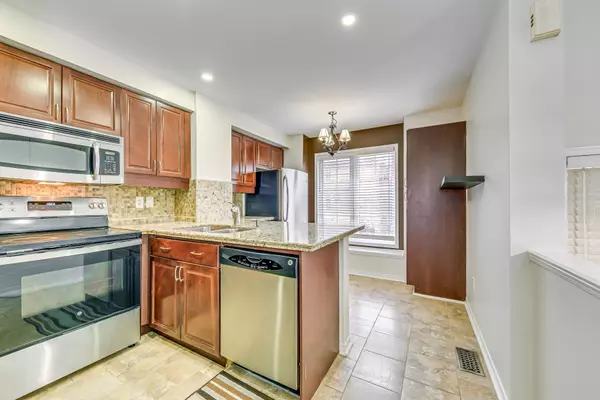 Mississauga, ON L5N 8R2,3240 Redpath CIR