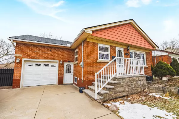 40 Wyngate AVE, Hamilton, ON L8G 1T2