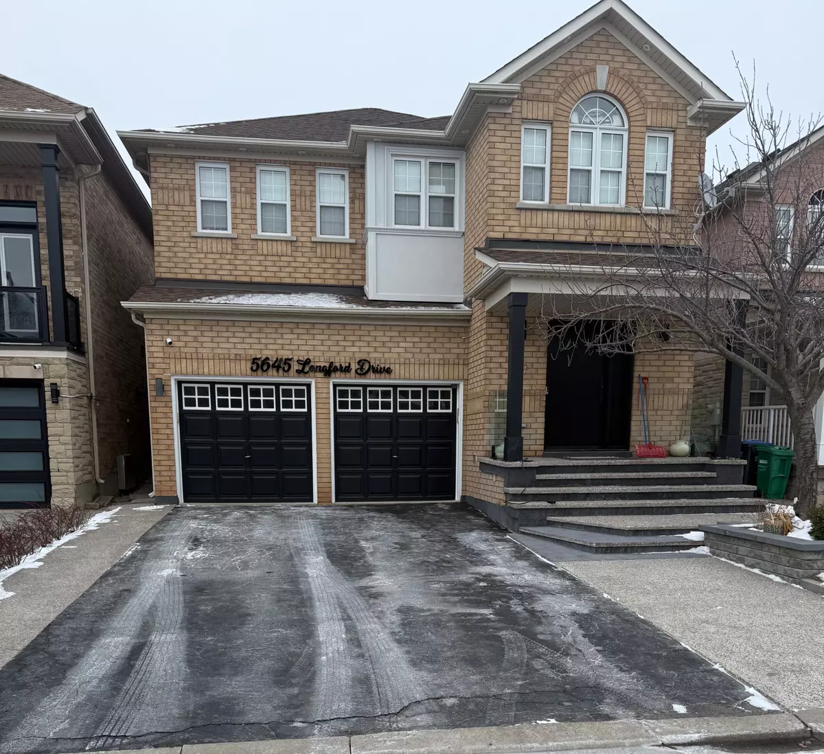 Mississauga, ON L5M 7B5,5645 Longford DR #BSMT