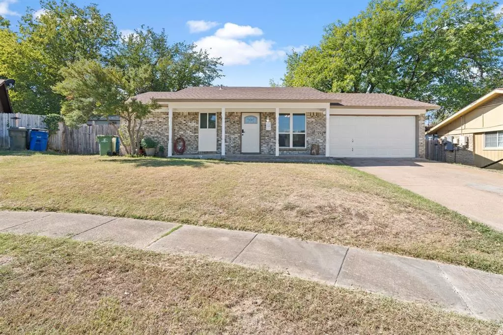 Carrollton, TX 75006,1806 Fernwood Circle