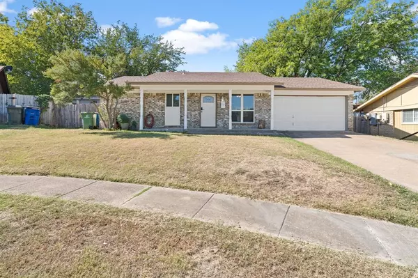 1806 Fernwood Circle, Carrollton, TX 75006