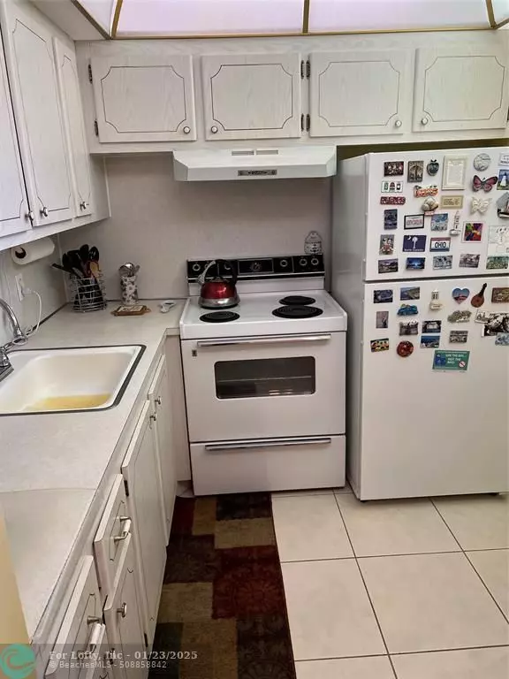 Deerfield Beach, FL 33442,259 Farnham K  #259