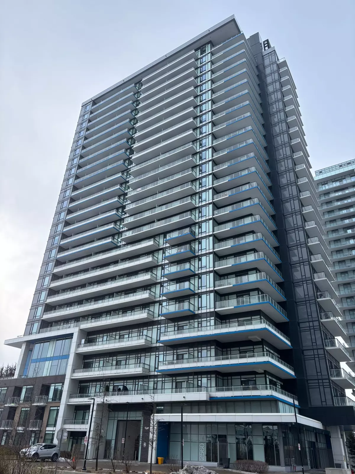 Mississauga, ON L5M 0Y3,2560 Eglinton AVE W #2406