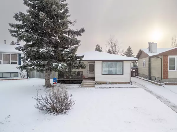 16 Chaisson XING, Whitecourt, AB T7S 1B8