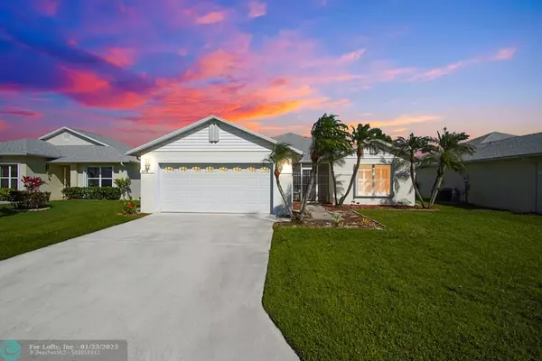 6245 Alexandria Cir, Fort Pierce, FL 34982