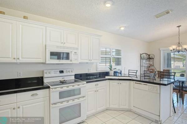 Fort Pierce, FL 34982,6245 Alexandria Cir