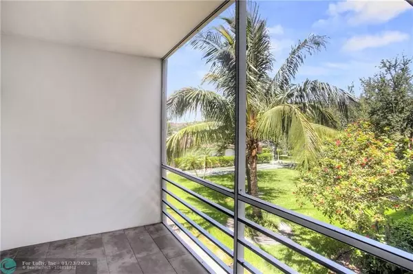 Lauderdale By The Sea, FL 33062,1501 S Ocean Blvd  #226