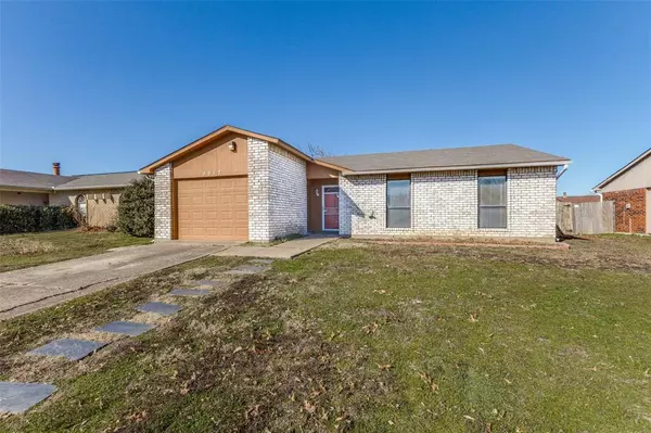 5517 Ramsey Drive, The Colony, TX 75056