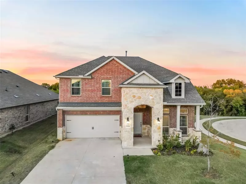 11221 Camelot Court, Aubrey, TX 76227