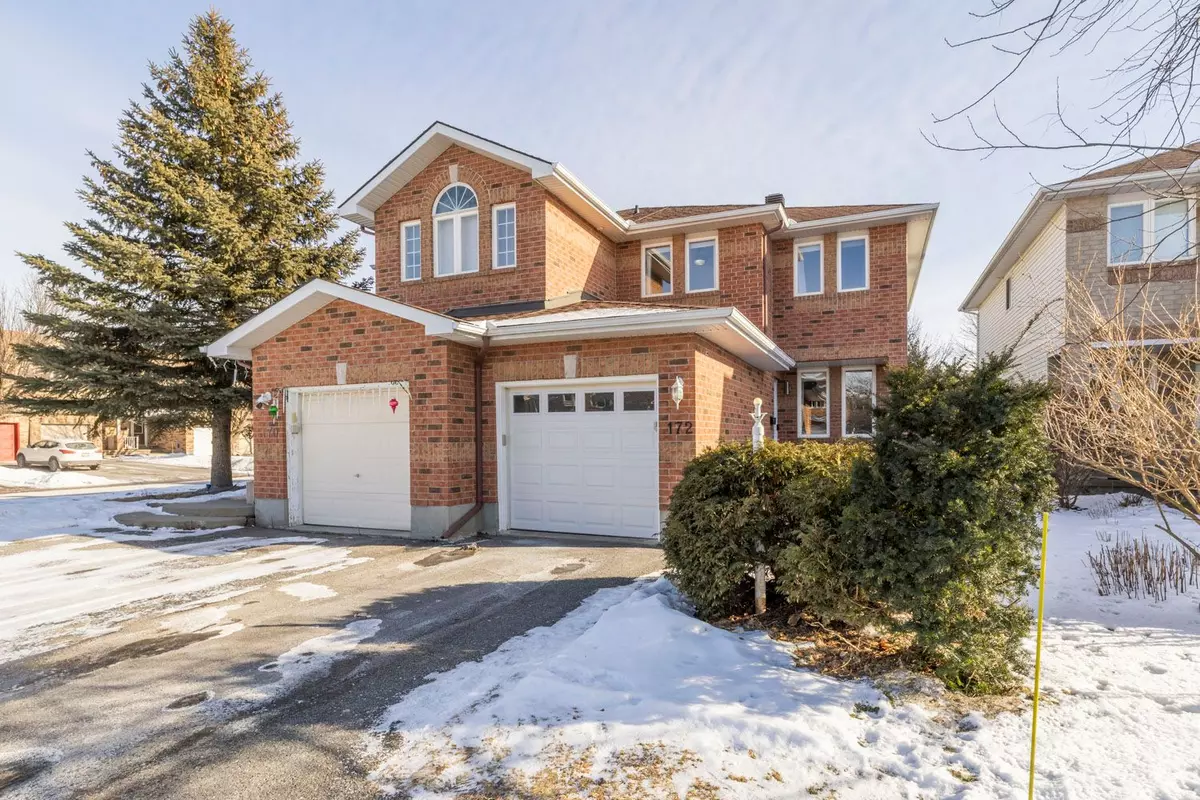 Barrhaven, ON K2J 4M9,172 Mountshannon DR