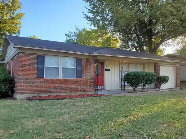 118 W Wanda, Garland, TX 75040