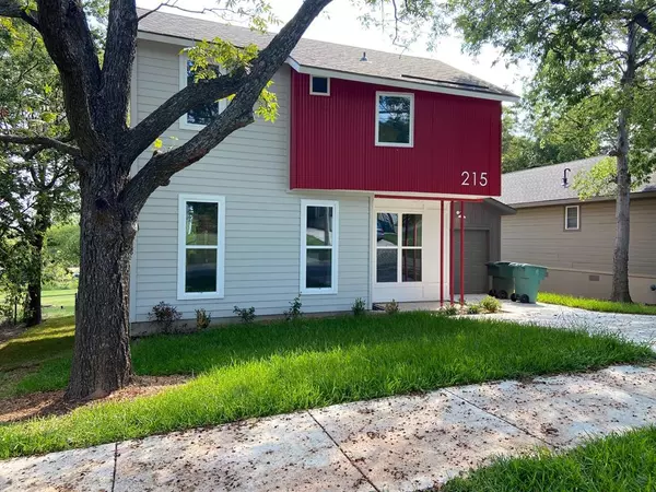 215 N Ricketts Street, Sherman, TX 75092