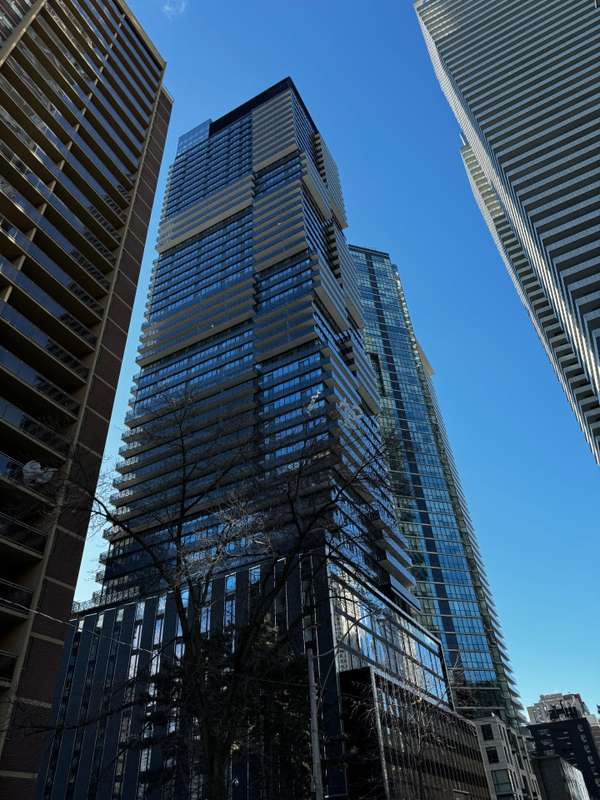 55 Charles ST #1605, Toronto C08, ON M4Y 0J1