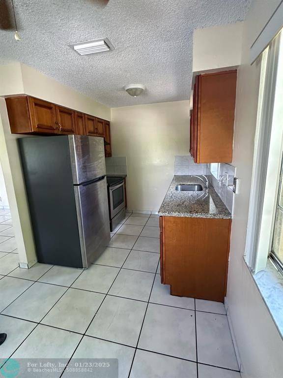 Coral Springs, FL 33065,4360 Riverside Dr  #4