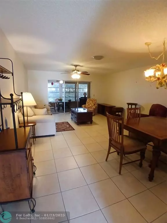 Lake Worth, FL 33467,796 Nantucket Cir  #796A