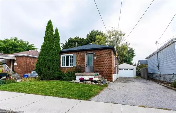 90 East 11th ST, Hamilton, ON L9A 3T4