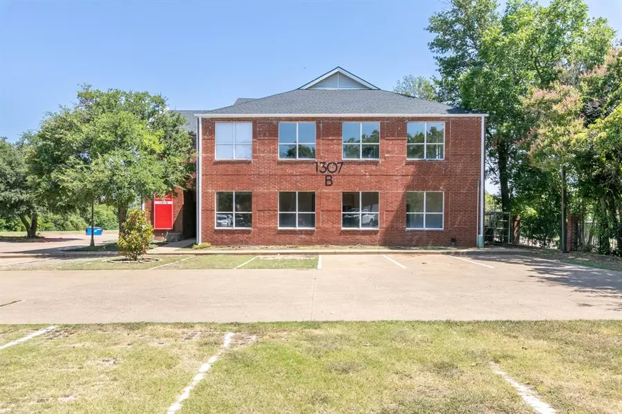 1307 W Abram Street #205, Arlington, TX 76013