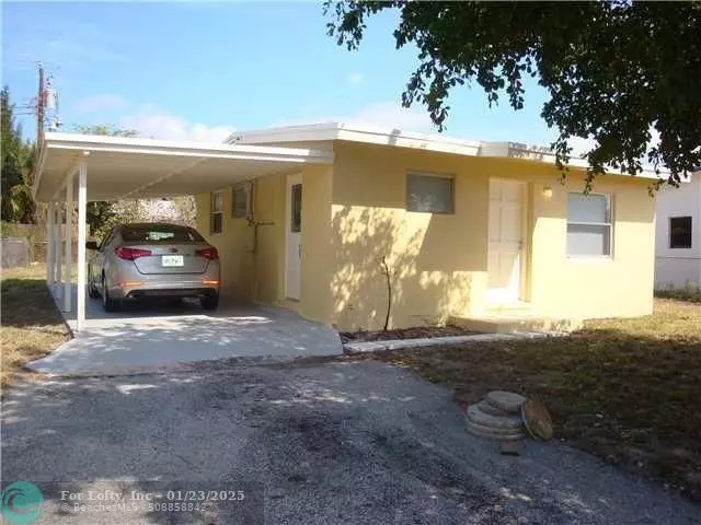 3024 E PALM DR, Boynton Beach, FL 33435