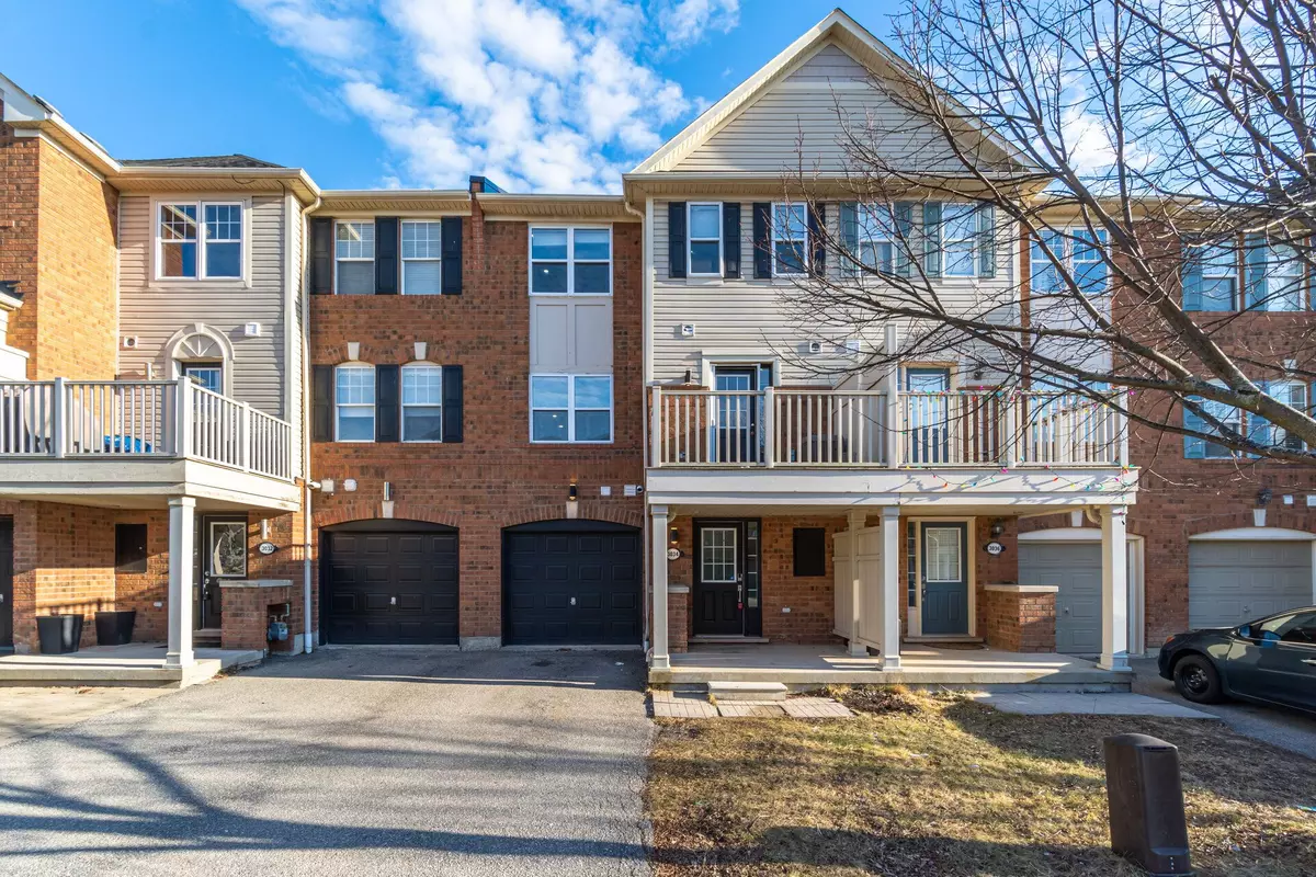 Oakville, ON L6M 5H8,3034 drumloch AVE