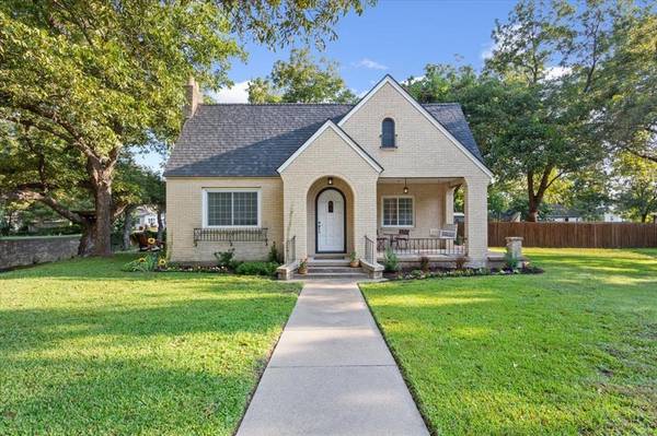 419 W Henry Street, Hamilton, TX 76531