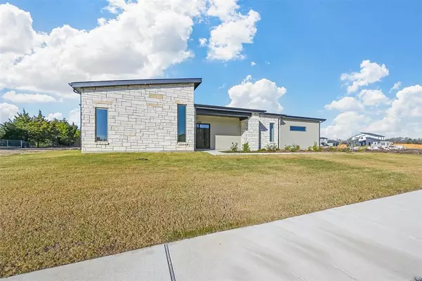 Red Oak, TX 75154,339 Valley Trail