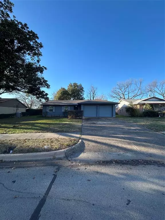 13319 Shahan Drive,  Farmers Branch,  TX 75234