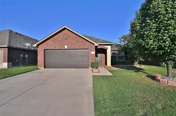 9228 Los Cabos Trail, Fort Worth, TX 76177