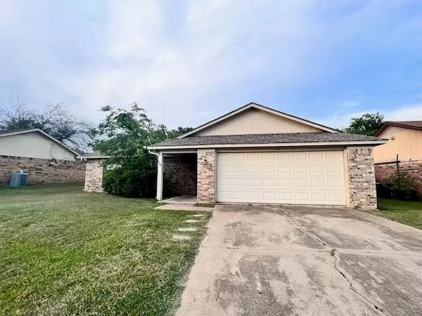 Corsicana, TX 75110,1828 Dogwood Trail