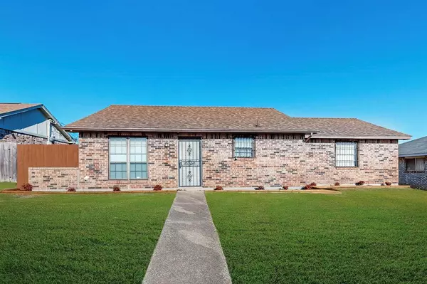 1547 Duet Drive, Dallas, TX 75241