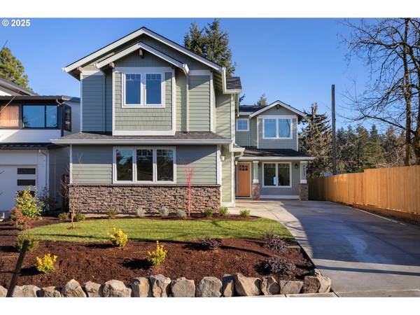 4973 Summit ST, West Linn, OR 97068