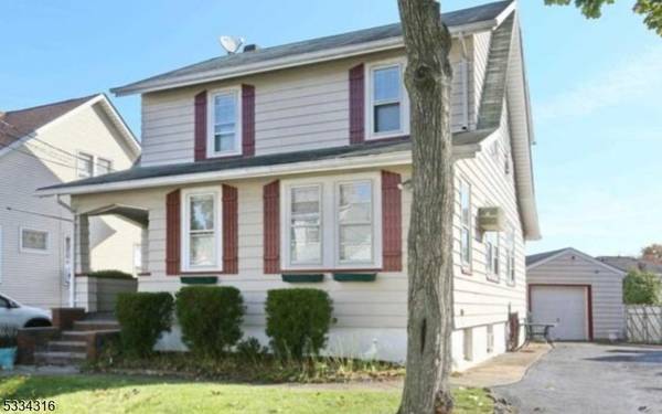 27 Chestnut St., Elmwood Park Boro, NJ 07407